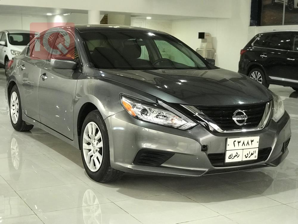 نيسان ألتيما